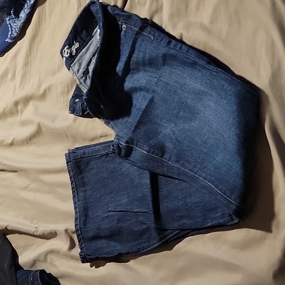 AEO LIKE NEW FLARES